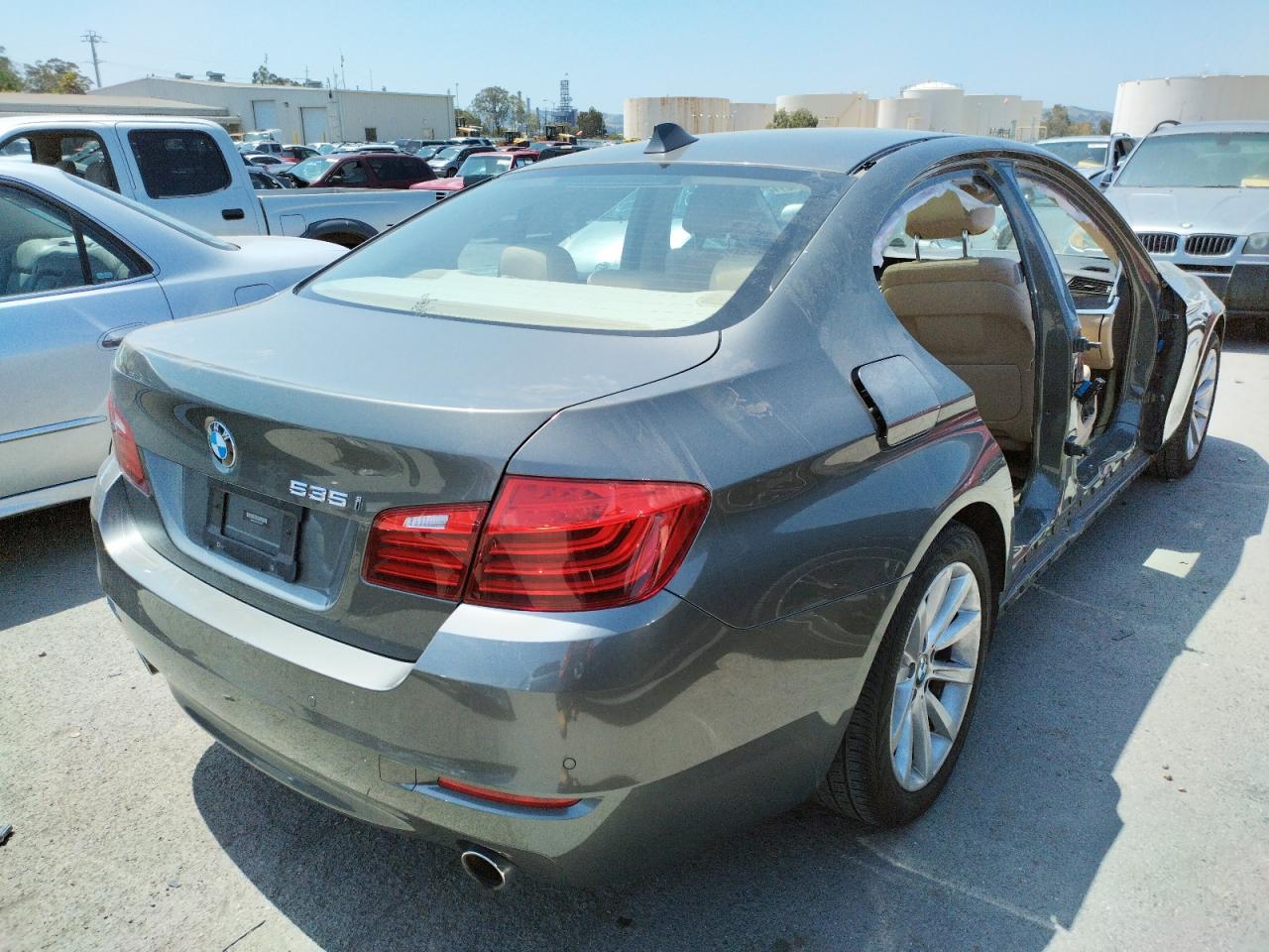Photo 4 from auction – 2015 BMW 535 I with VIN WBA5B1C59FD920527