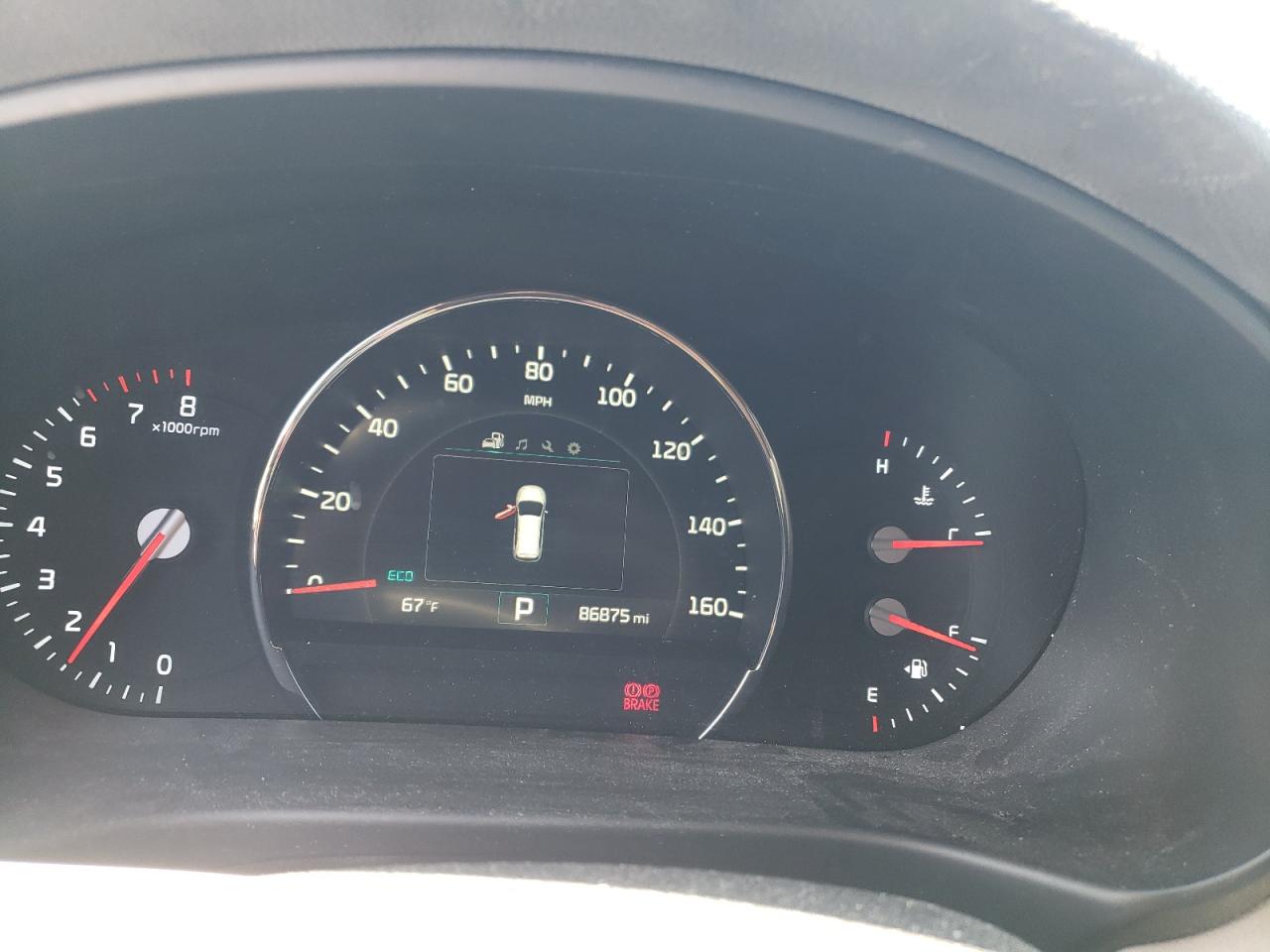 Photo 8 from auction – 2016 KIA SORENTO EX with VIN 5XYPH4A59GG129108