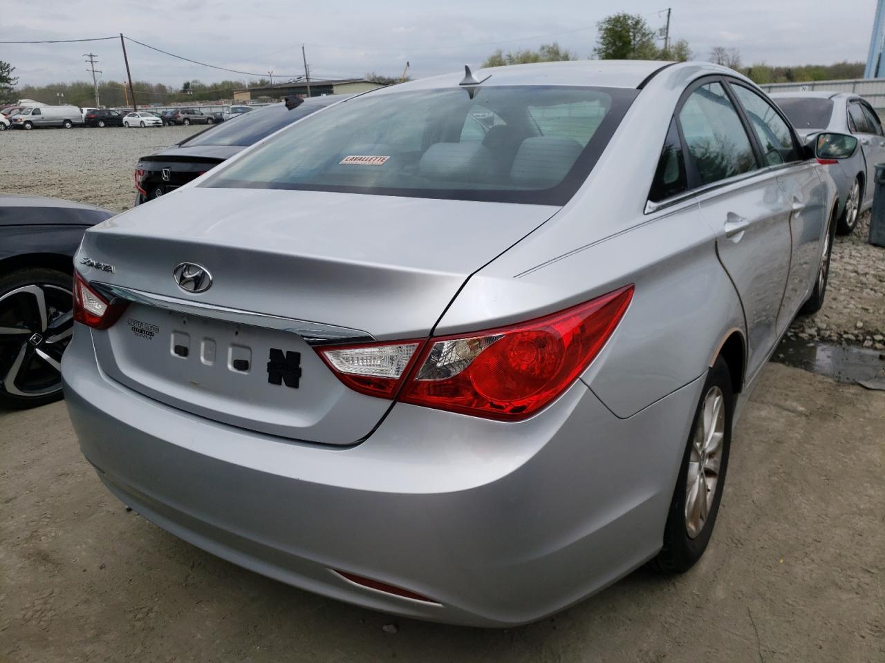 Photo 4 from auction – 2013 HYUNDAI SONATA GLS with VIN 5NPEB4AC1DH670262
