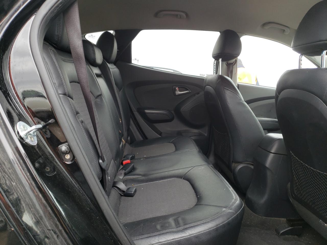 Photo 6 from auction – 2011 HYUNDAI TUCSON GLS with VIN KM8JUCAC1BU316257