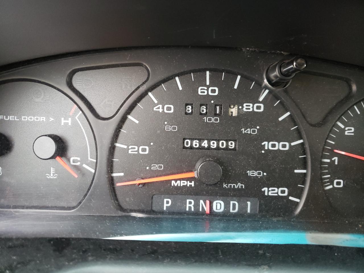 Photo 8 from auction – 2002 MERCURY SABLE GS with VIN 1MEFM50U02A623435