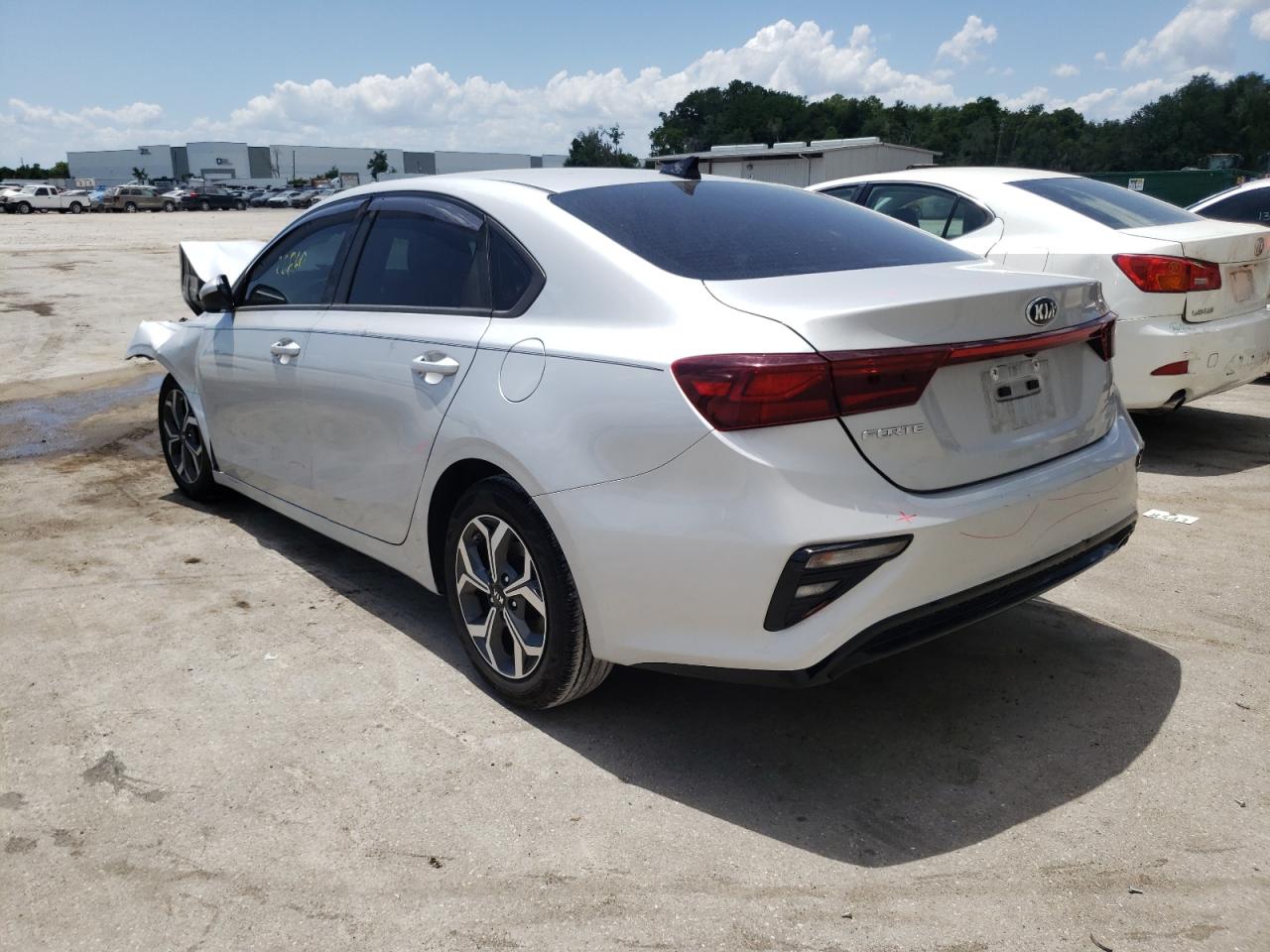 Photo 3 from auction – 2021 KIA FORTE FE with VIN 3KPF24AD8ME359767