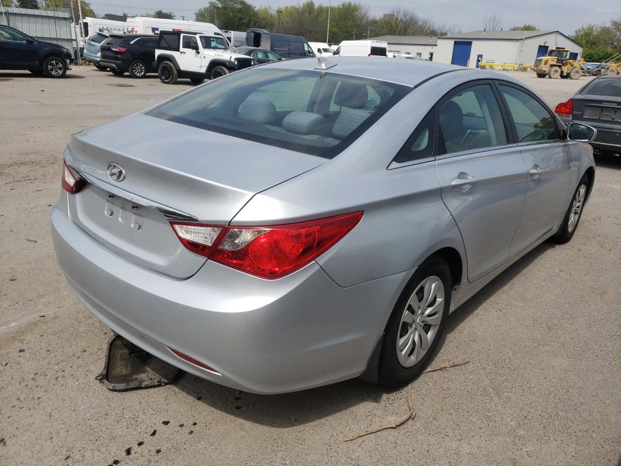 Photo 4 from auction – 2012 HYUNDAI SONATA GLS with VIN 5NPEB4AC3CH428944