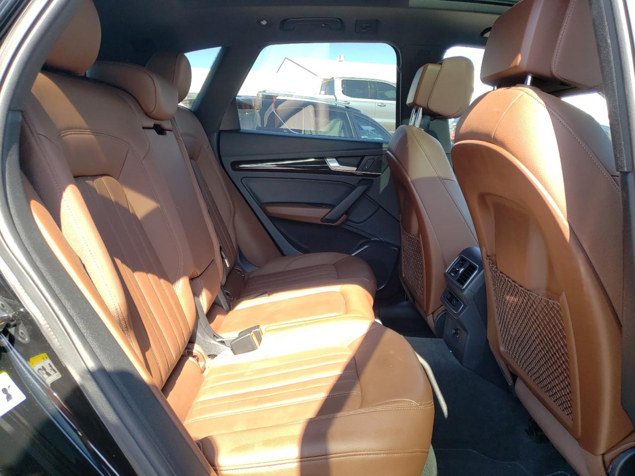 Photo 6 from auction – 2018 AUDI Q5 PREMIUM with VIN WA1BNAFY3J2205146
