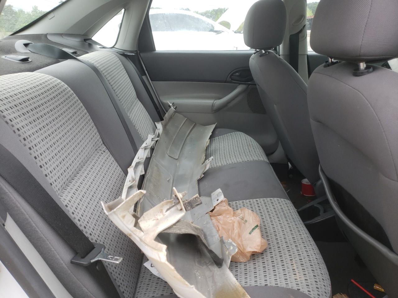 Photo 6 from auction – 2007 FORD FOCUS ZX4 with VIN 1FAFP34N07W159773