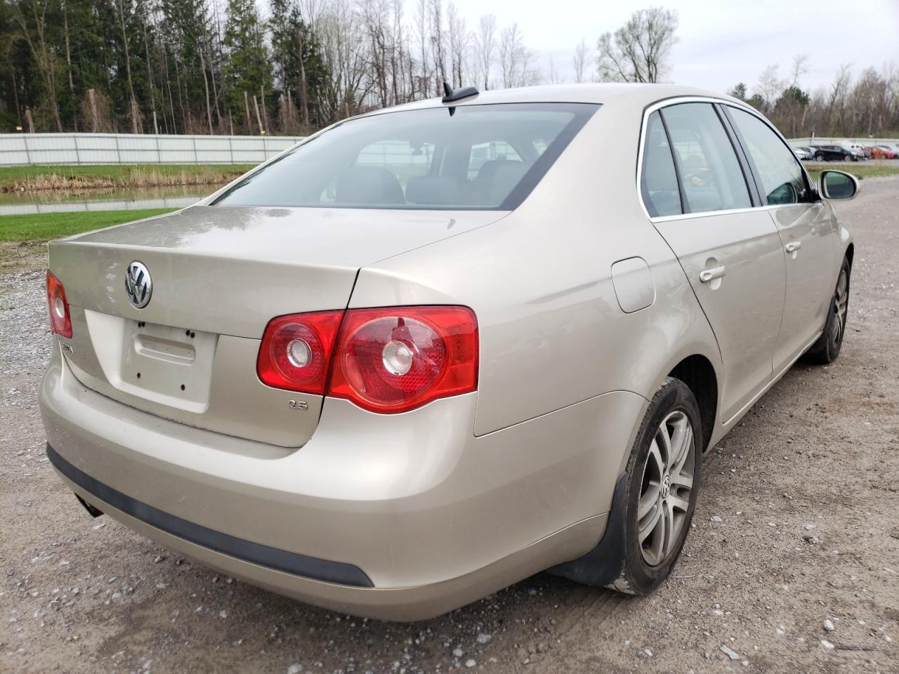 Photo 4 from auction – 2006 VOLKSWAGEN JETTA 2.5 with VIN 3VWSG71K76M652825