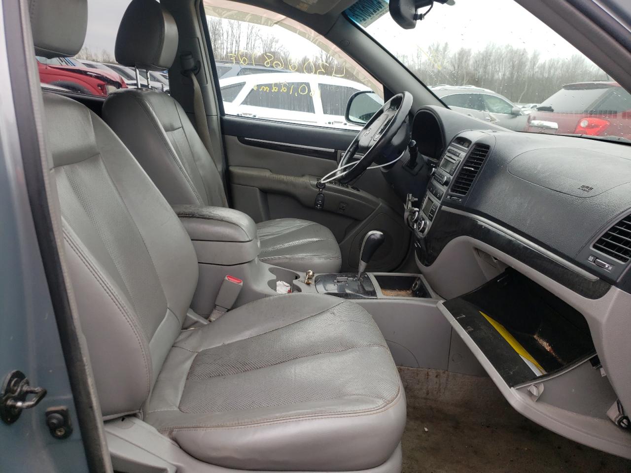 Photo 5 from auction – 2007 HYUNDAI SANTA FE S with VIN 5NMSH73E97H023966