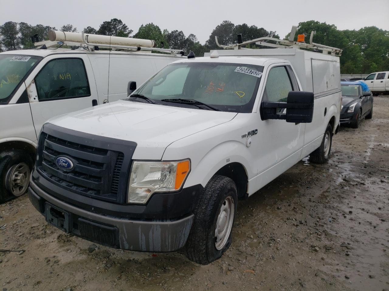 Photo 2 from auction – 2010 FORD F150 with VIN 1FTMF1CW5AKB11042