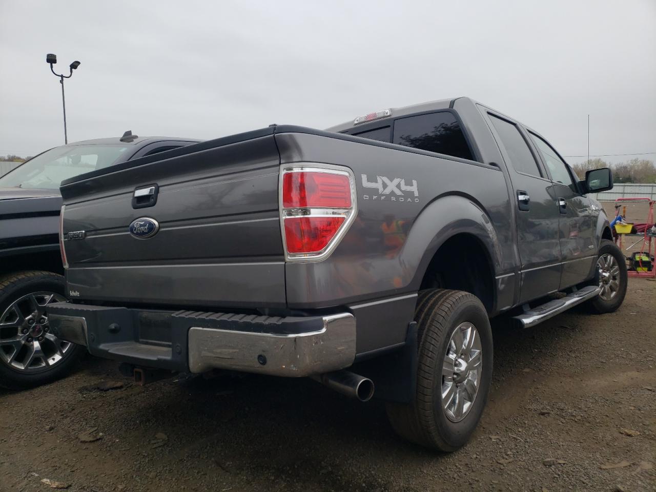 Photo 4 from auction – 2011 FORD F150 SUPER with VIN 1FTFW1ET5BFC98742