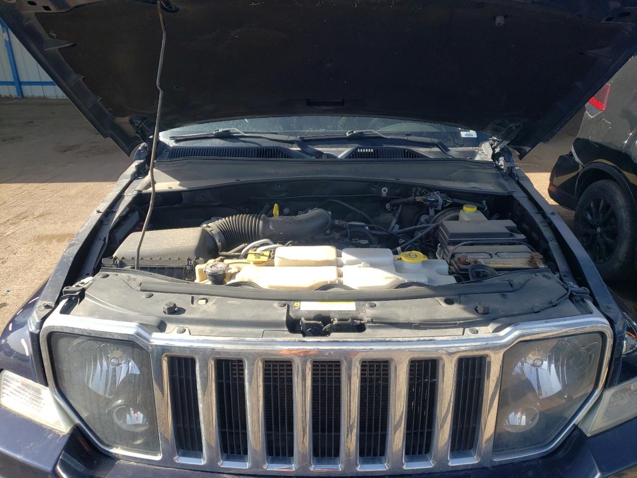 Photo 7 from auction – 2012 JEEP LIBERTY JE with VIN 1C4PJMFK5CW196465