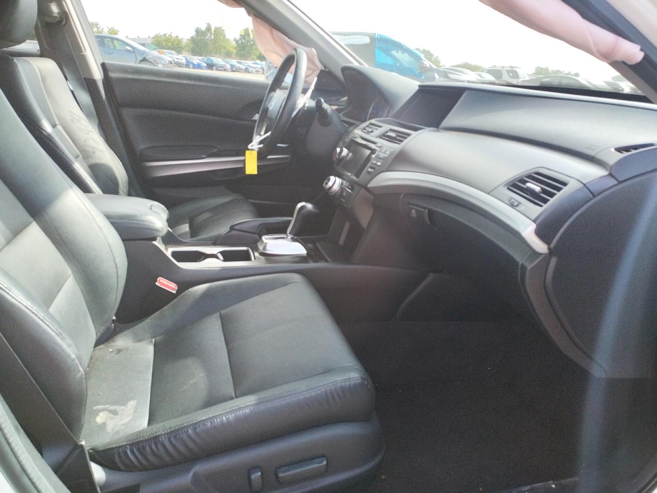 Photo 5 from auction – 2013 HONDA CROSSTOUR with VIN 5J6TF2H51DL003379
