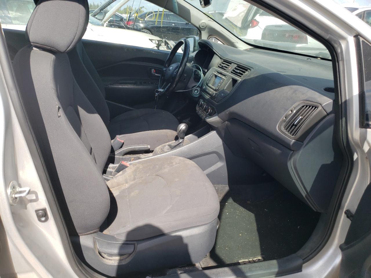 Photo 5 from auction – 2015 KIA RIO EX with VIN KNADN4A32F6459293