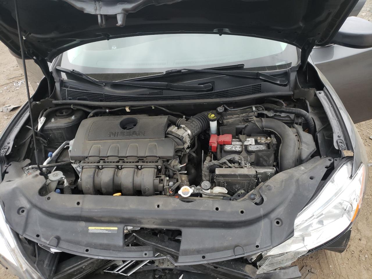 Photo 7 from auction – 2015 NISSAN SENTRA S with VIN 3N1AB7AP1FL674823