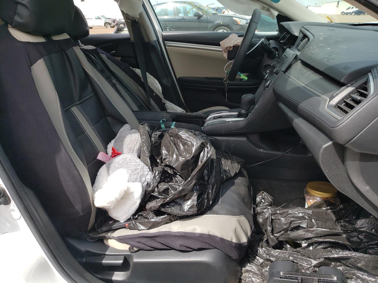 Photo 5 from auction – 2016 HONDA CIVIC LX with VIN 2HGFC2F57GH523085
