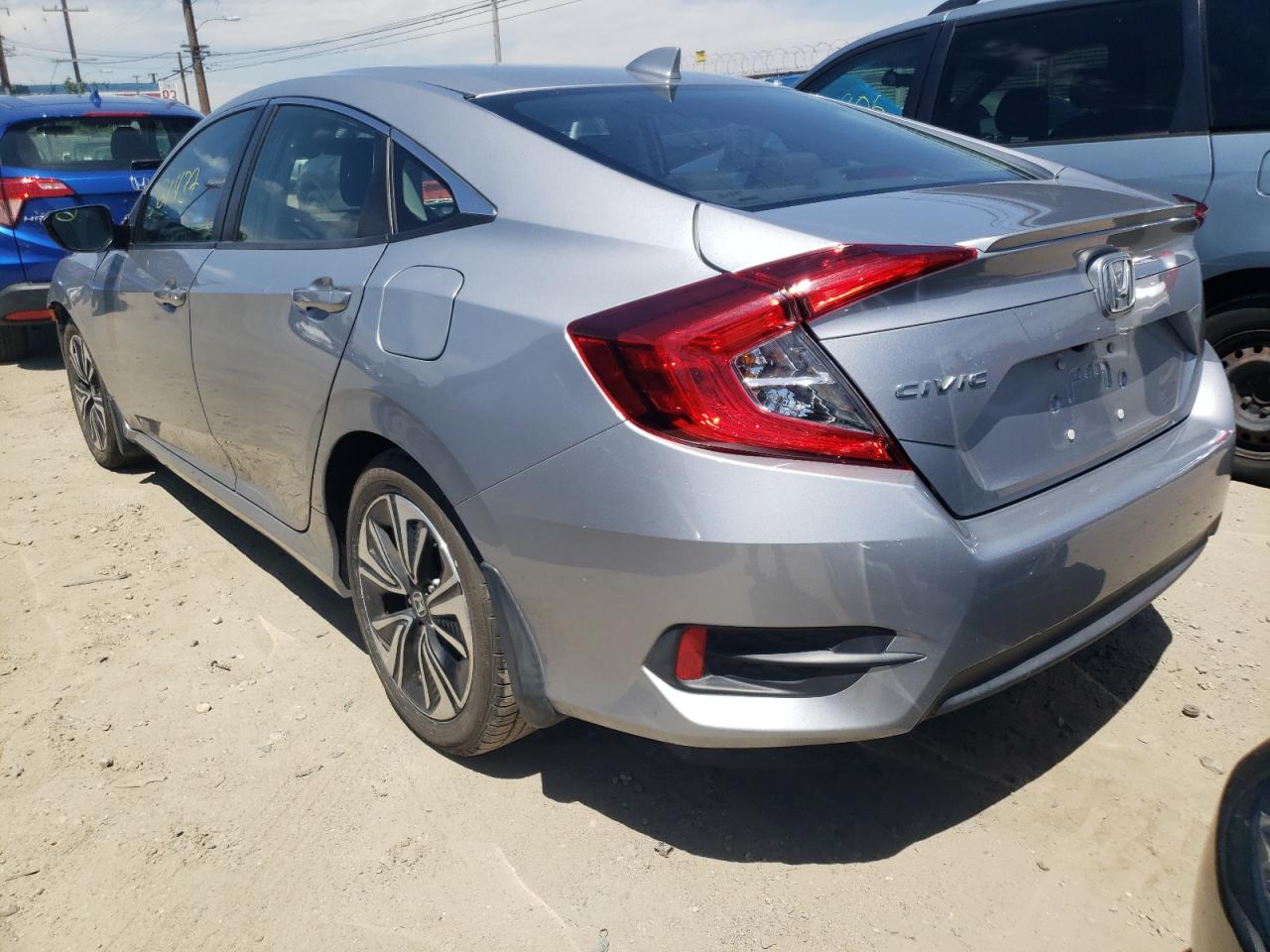 Photo 3 from auction – 2017 HONDA CIVIC EX with VIN 2HGFC1F39HH640919