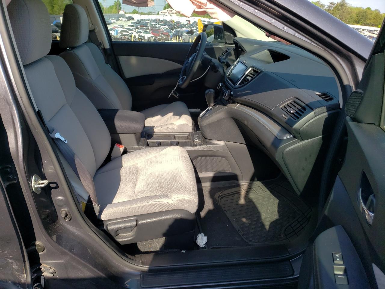 Photo 5 from auction – 2016 HONDA CR-V EX with VIN 2HKRM4H52GH657124