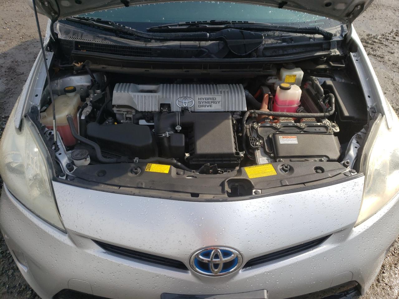 Photo 7 from auction – 2013 TOYOTA PRIUS with VIN JTDKN3DU7D5688791