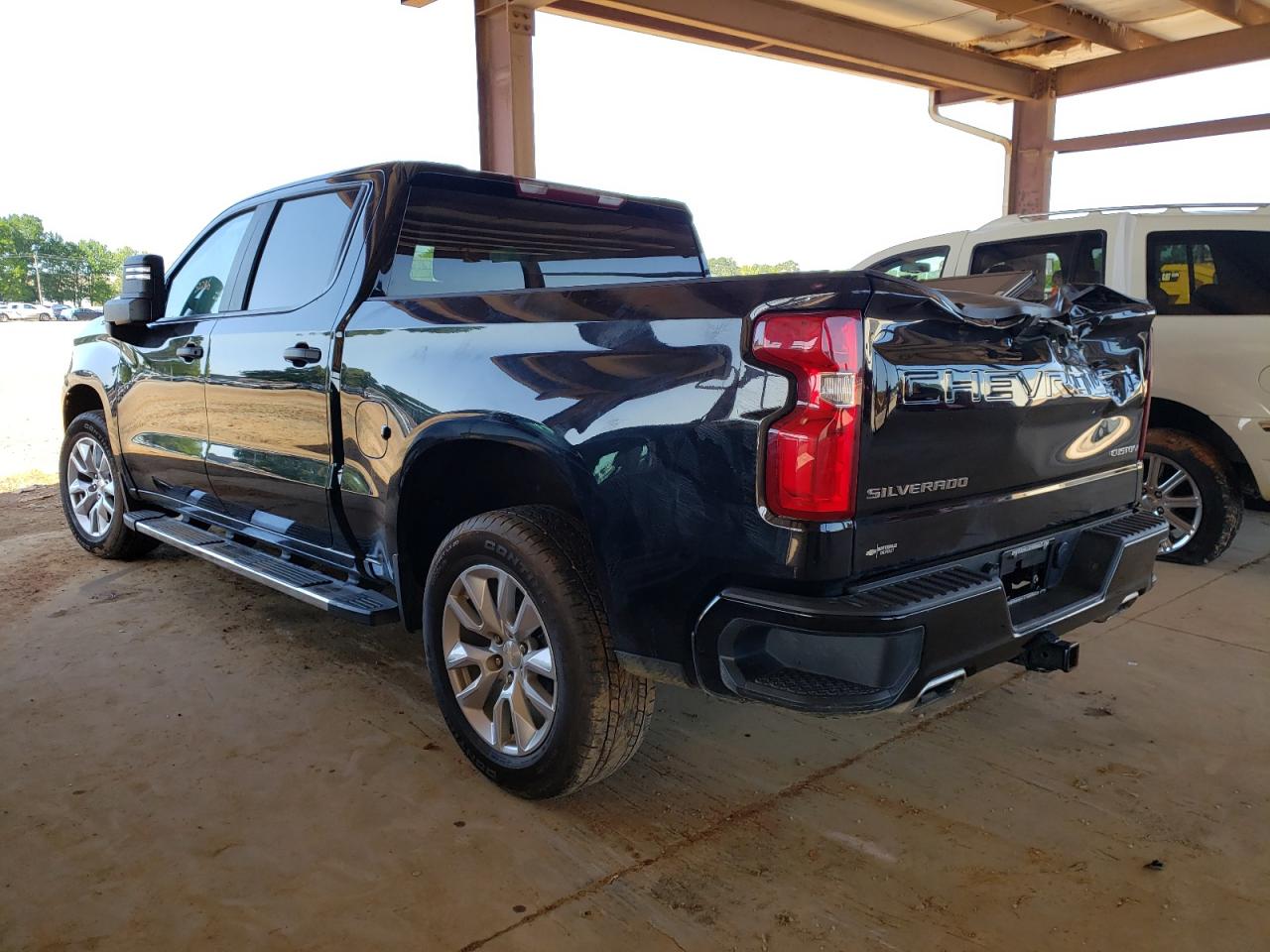 Photo 3 from auction – 2019 CHEVROLET SILVERADO with VIN 3GCUYBEF4KG700394