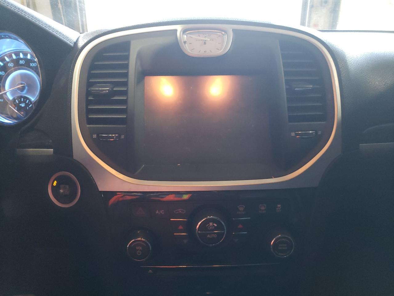 Photo 9 from auction – 2013 CHRYSLER 300C with VIN 2C3CCAET6DH644606