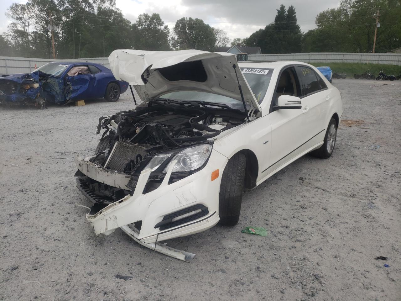 Photo 2 from auction – 2012 MERCEDES-BENZ E 350 with VIN WDDHF5KB9CA571438