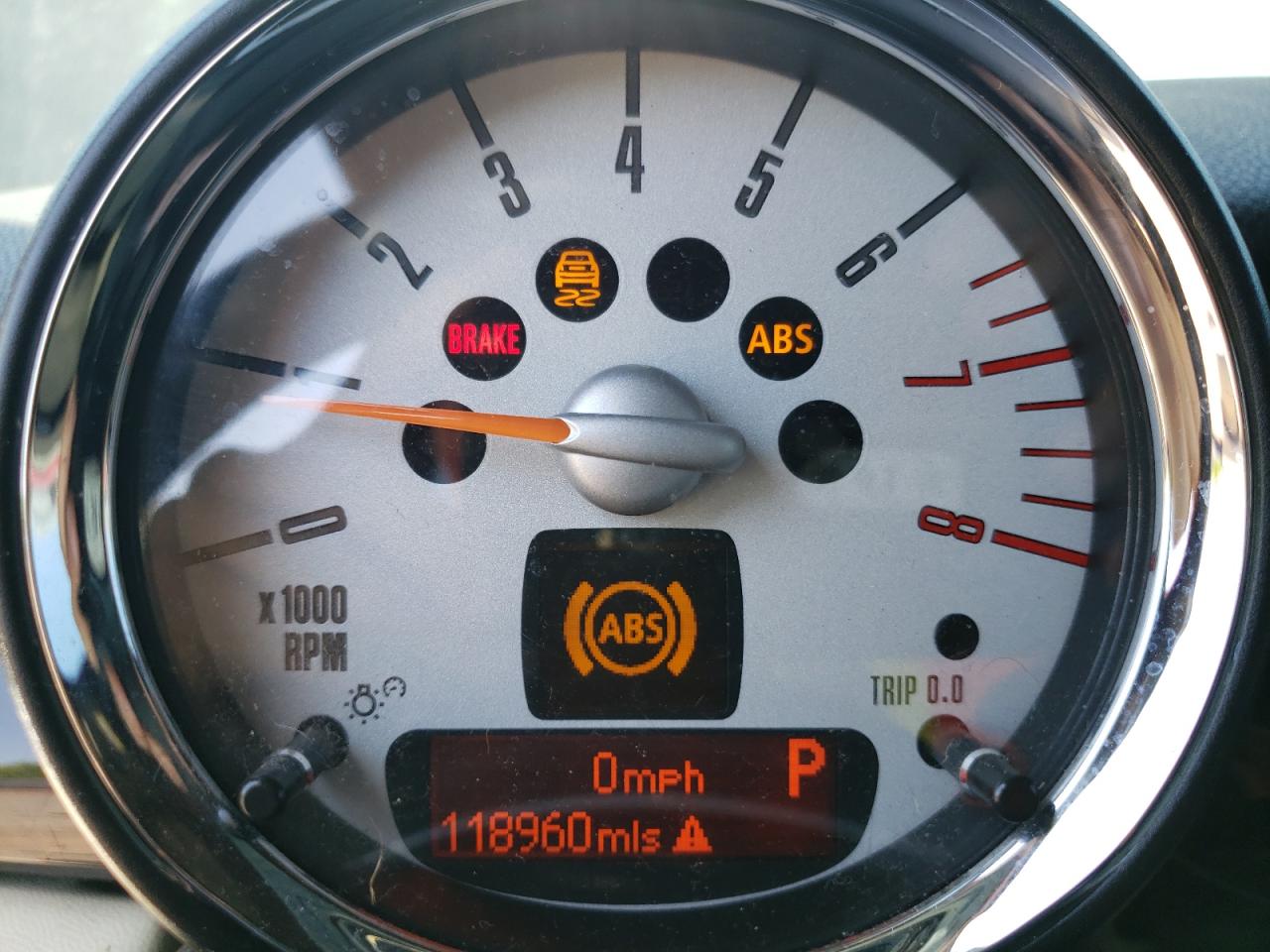 Photo 8 from auction – 2011 MINI COOPER S with VIN WMWSV3C59BTY12768