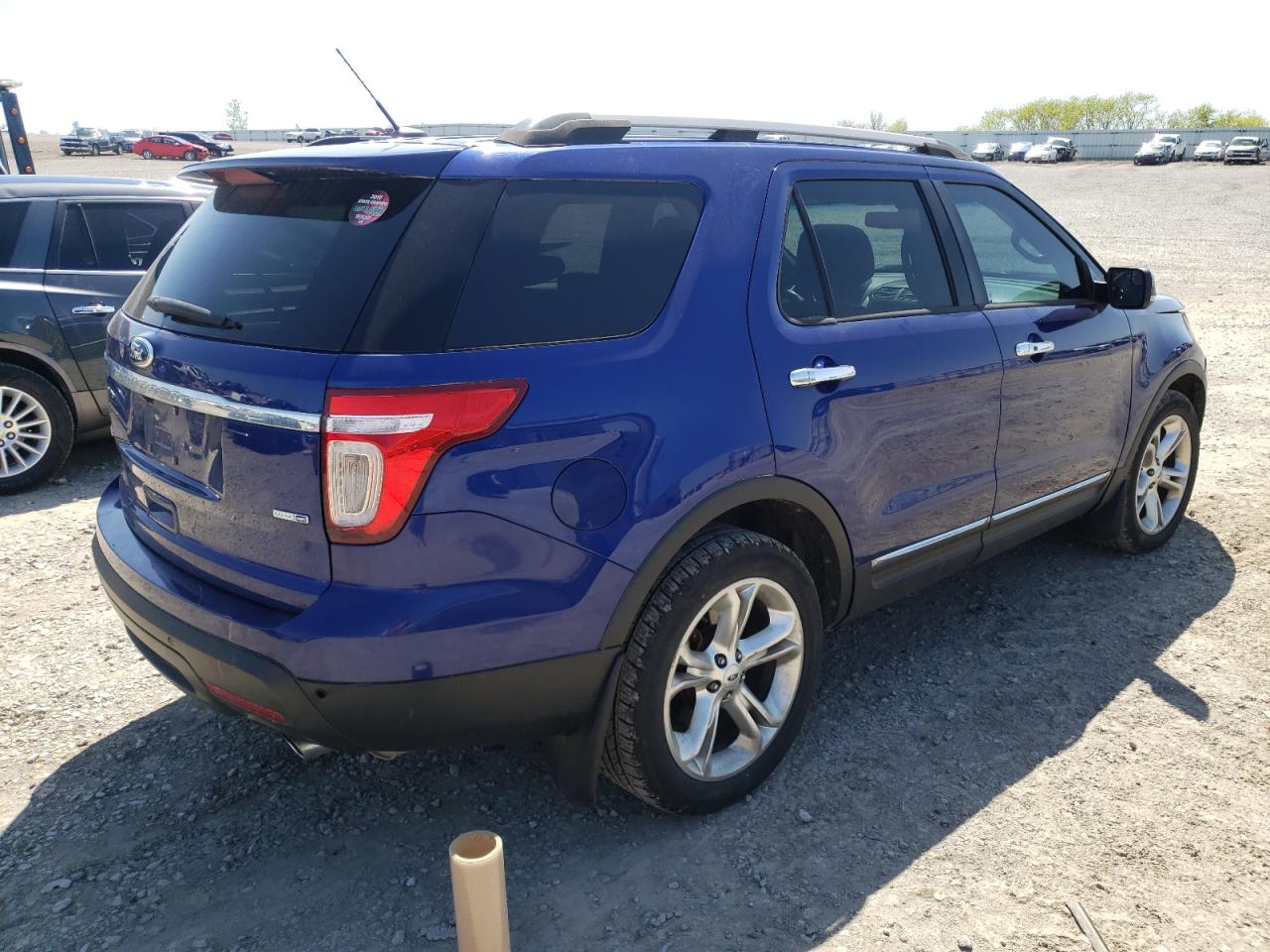 Photo 4 from auction – 2013 FORD EXPLORER L with VIN 1FM5K8F87DGC05075