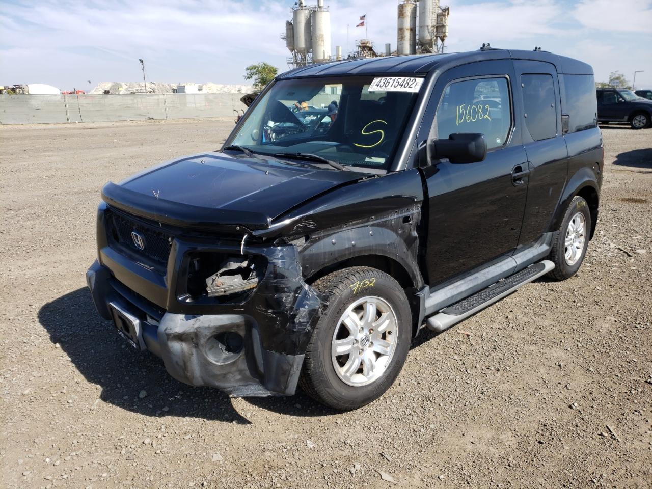 Photo 2 from auction – 2006 HONDA ELEMENT EX with VIN 5J6YH17756L000419