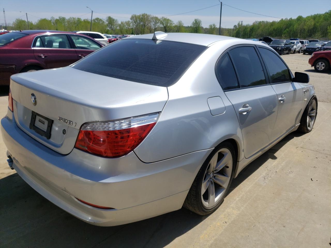 Photo 4 from auction – 2009 BMW 528 I with VIN WBANU53529C120163