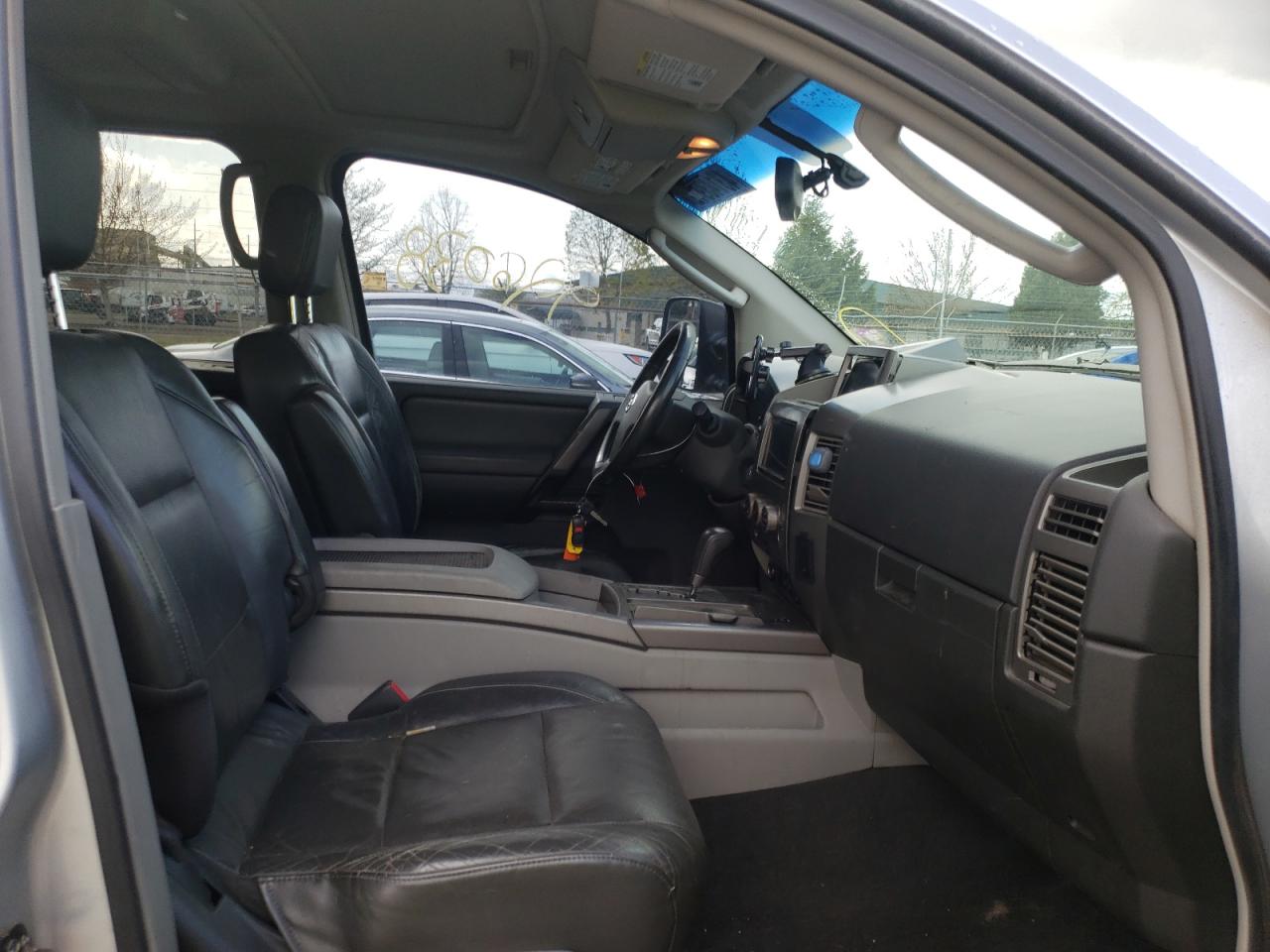 Photo 5 from auction – 2004 NISSAN TITAN XE with VIN 1N6AA07B74N562850