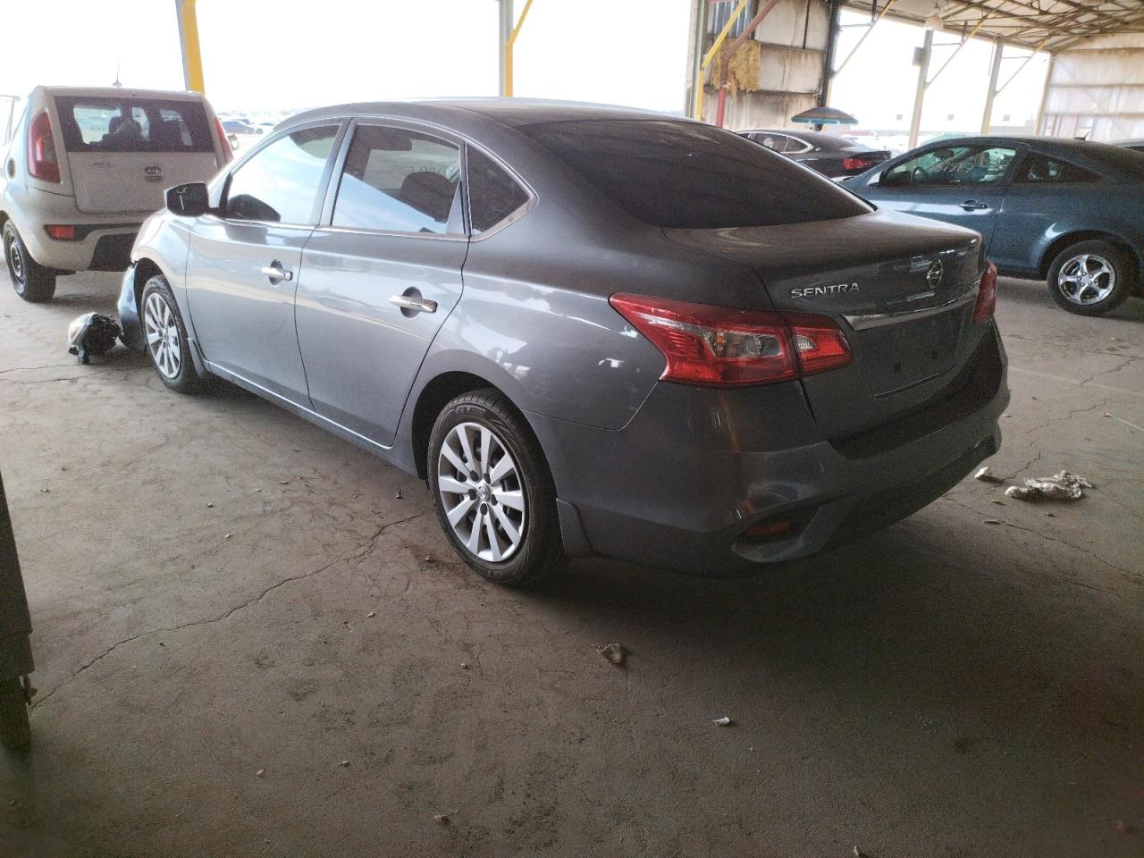 Photo 3 from auction – 2016 NISSAN SENTRA S with VIN 3N1AB7AP4GY331606