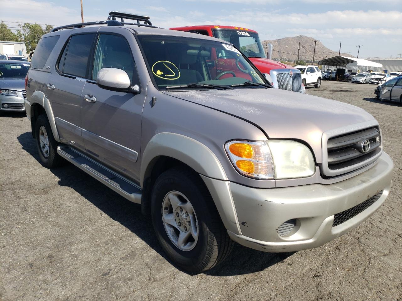 TOYOTA SEQUOIA SR 2002 with VIN 5TDBT44A72S112305 - Photo from auction
