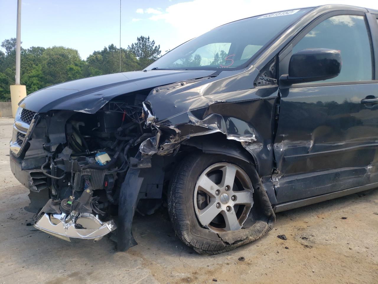 Photo 9 from auction – 2012 DODGE GRAND CARA with VIN 2C4RDGCG1CR104620