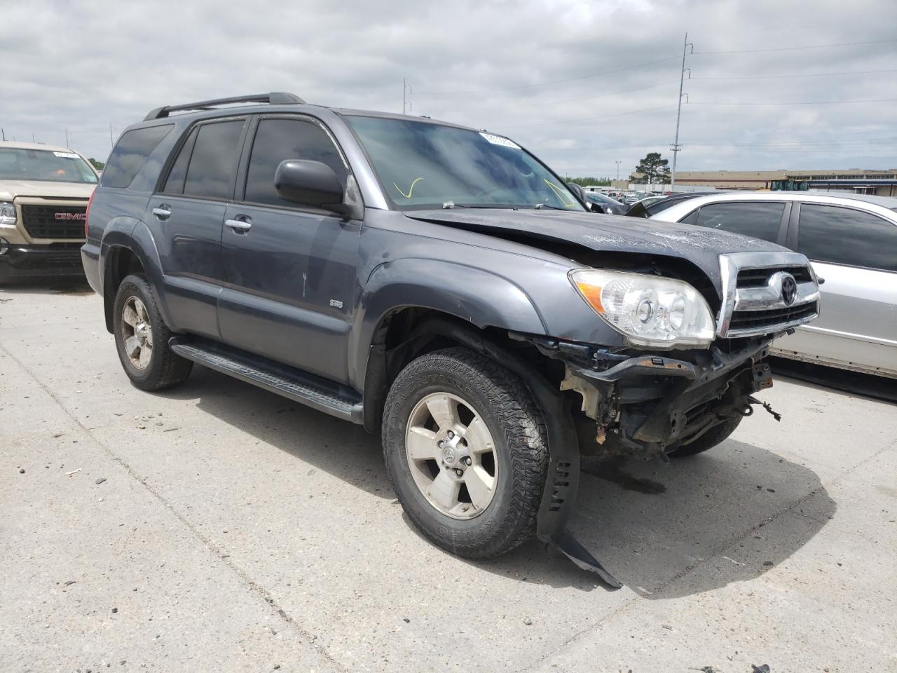 TOYOTA 4RUNNER SR 2006 with VIN JTEZU14RX68060206 - Photo from auction