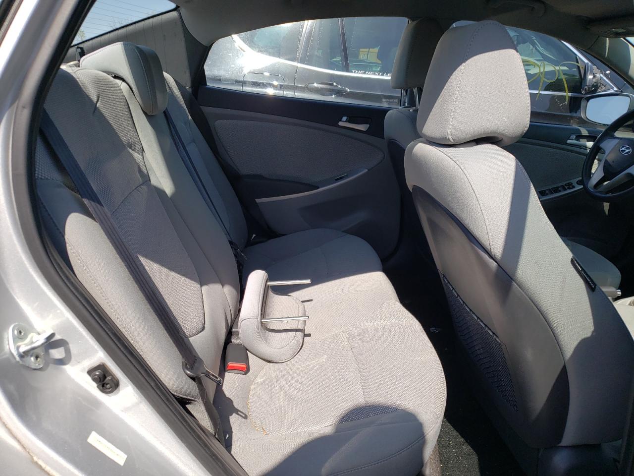 Photo 6 from auction – 2013 HYUNDAI ACCENT GLS with VIN KMHCT4AE3DU553371