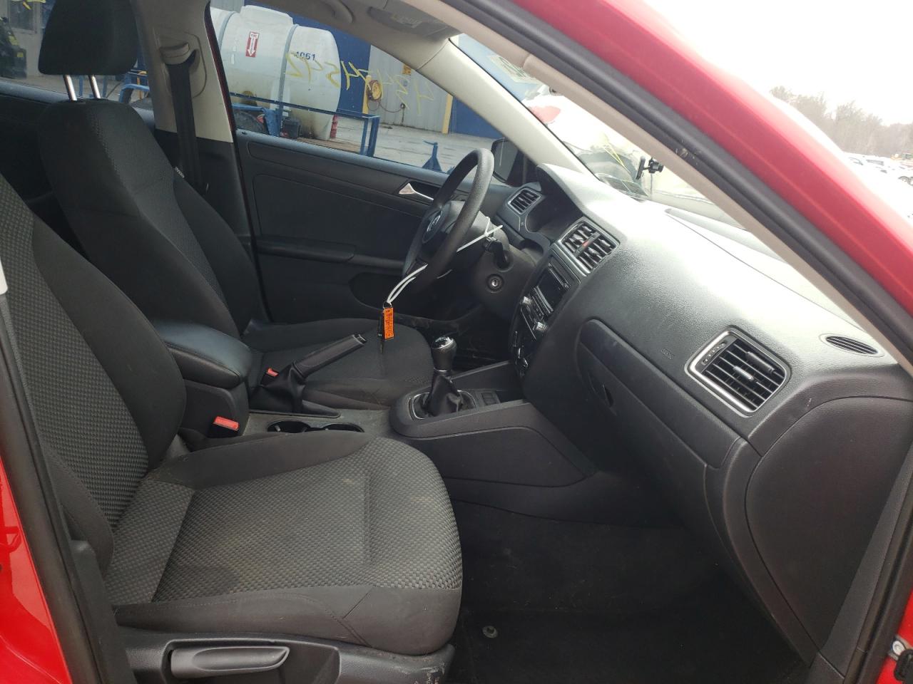 Photo 5 from auction – 2013 VOLKSWAGEN JETTA BASE with VIN 3VW1K7AJ7DM257557