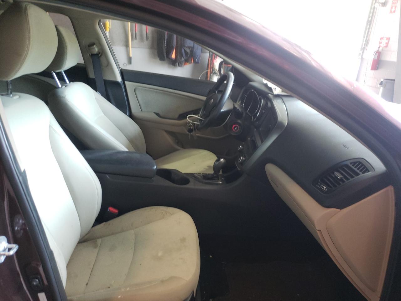 Photo 5 from auction – 2012 KIA OPTIMA LX with VIN 5XXGM4A70CG079999