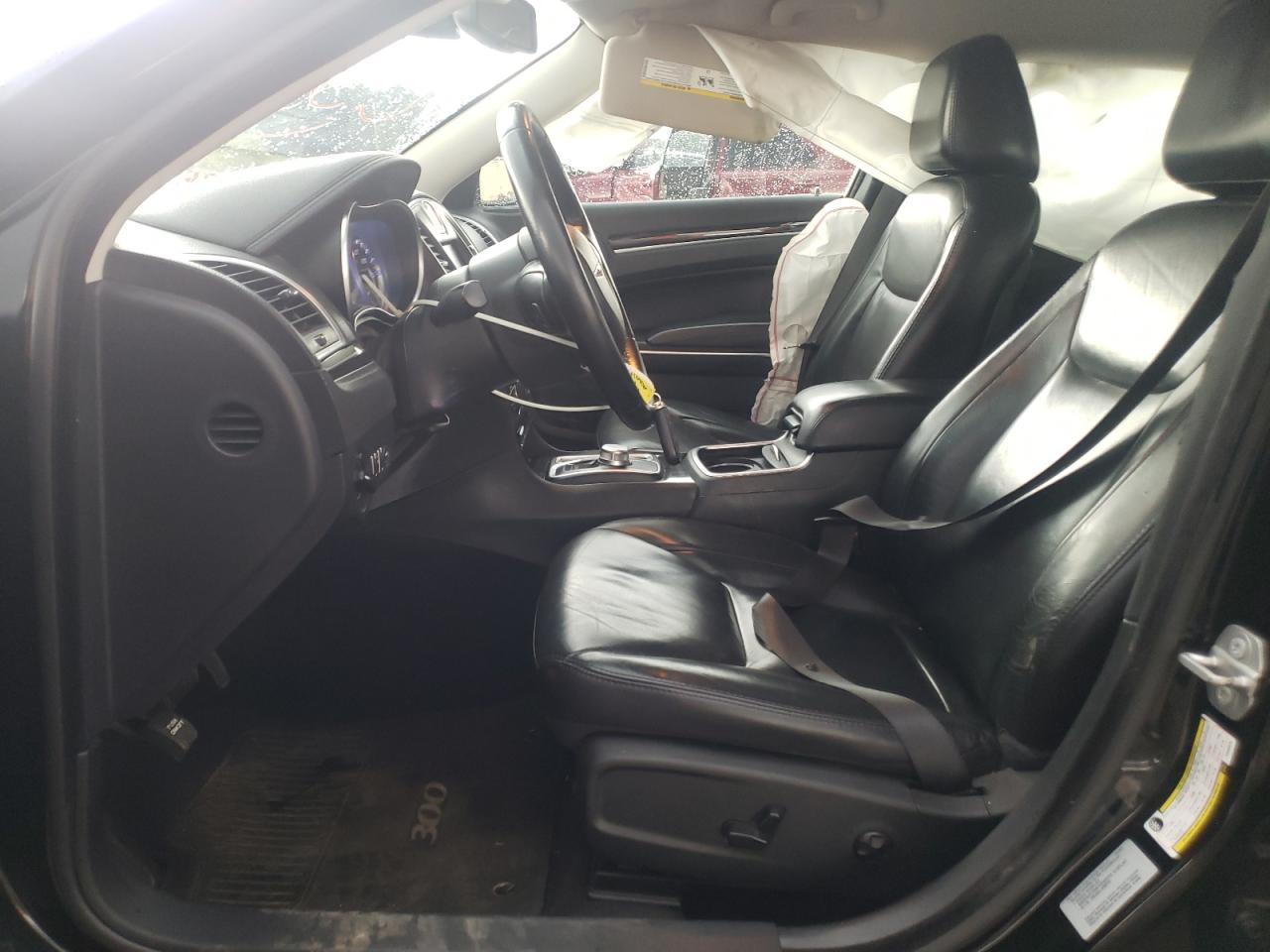 Photo 5 from auction – 2015 CHRYSLER 300 LIMITE with VIN 2C3CCAAG2FH893870