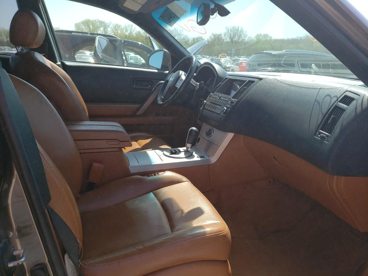 Photo 5 from auction – 2003 INFINITI FX45 with VIN JNRBS08W23X400004