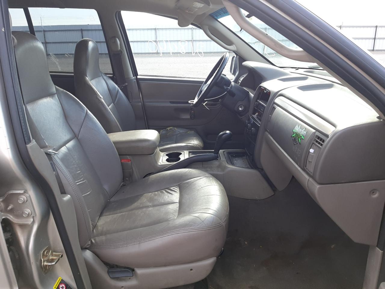 Photo 5 from auction – 2004 JEEP GRAND CHER with VIN 1J8GX48S14C231820