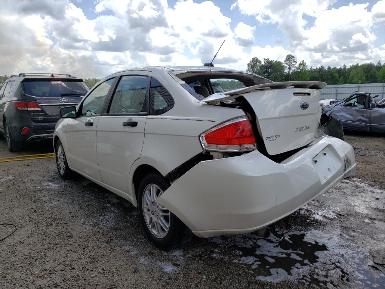 Photo 15 from auction – 2011 FORD FOCUS SE with VIN 1FAHP3FN4BW140979