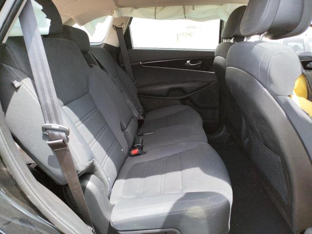 Photo 6 from auction – 2016 KIA SORENTO LX with VIN 5XYPGDA35GG015785