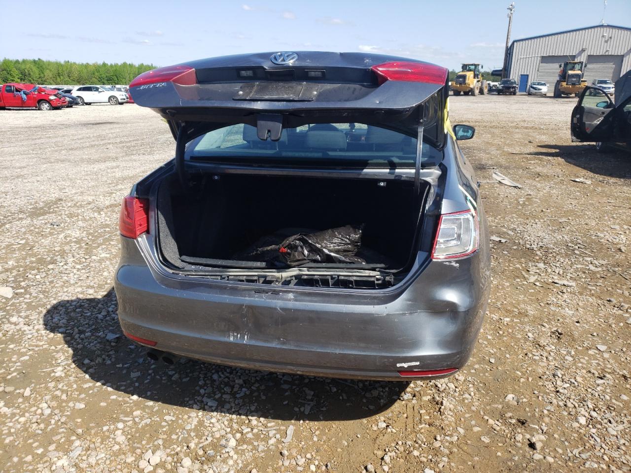 Photo 9 from auction – 2012 VOLKSWAGEN JETTA BASE with VIN 3VW2K7AJ6CM358074