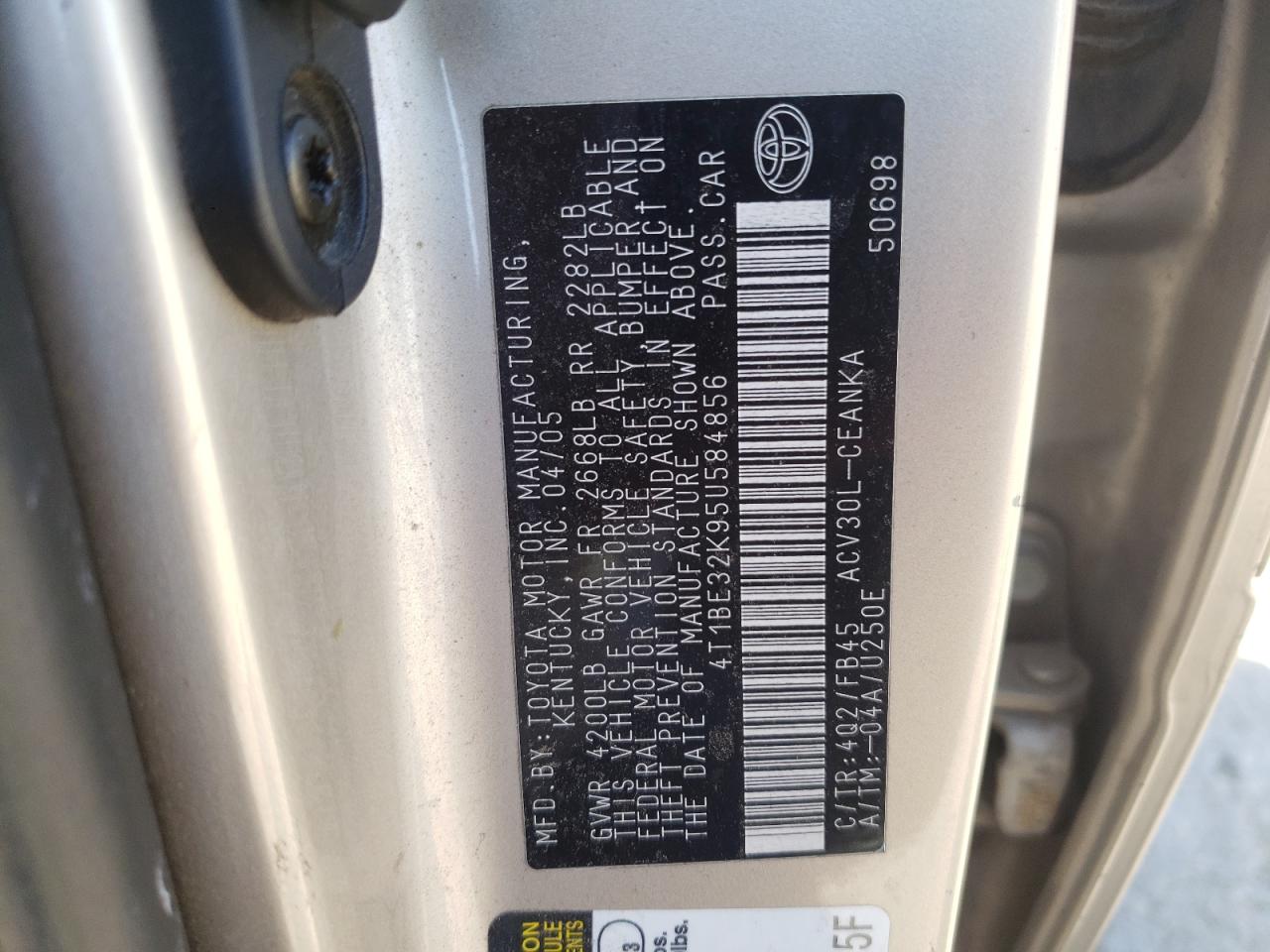 Photo 10 from auction – 2005 TOYOTA CAMRY LE with VIN 4T1BE32K95U584856