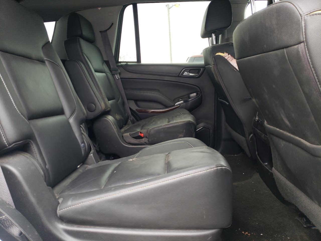 Photo 6 from auction – 2017 GMC YUKON SLT with VIN 1GKS2BKC1HR125915