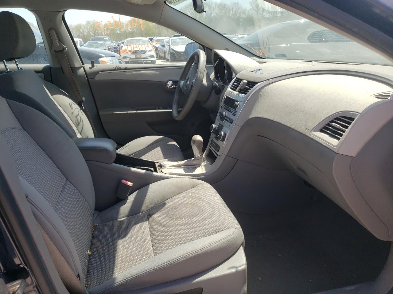 Photo 5 from auction – 2010 CHEVROLET MALIBU LS with VIN 1G1ZA5E07AF287824