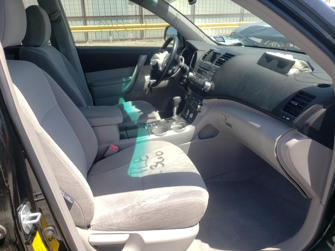 Photo 5 from auction – 2008 TOYOTA HIGHLANDER with VIN JTEDS43A882063169