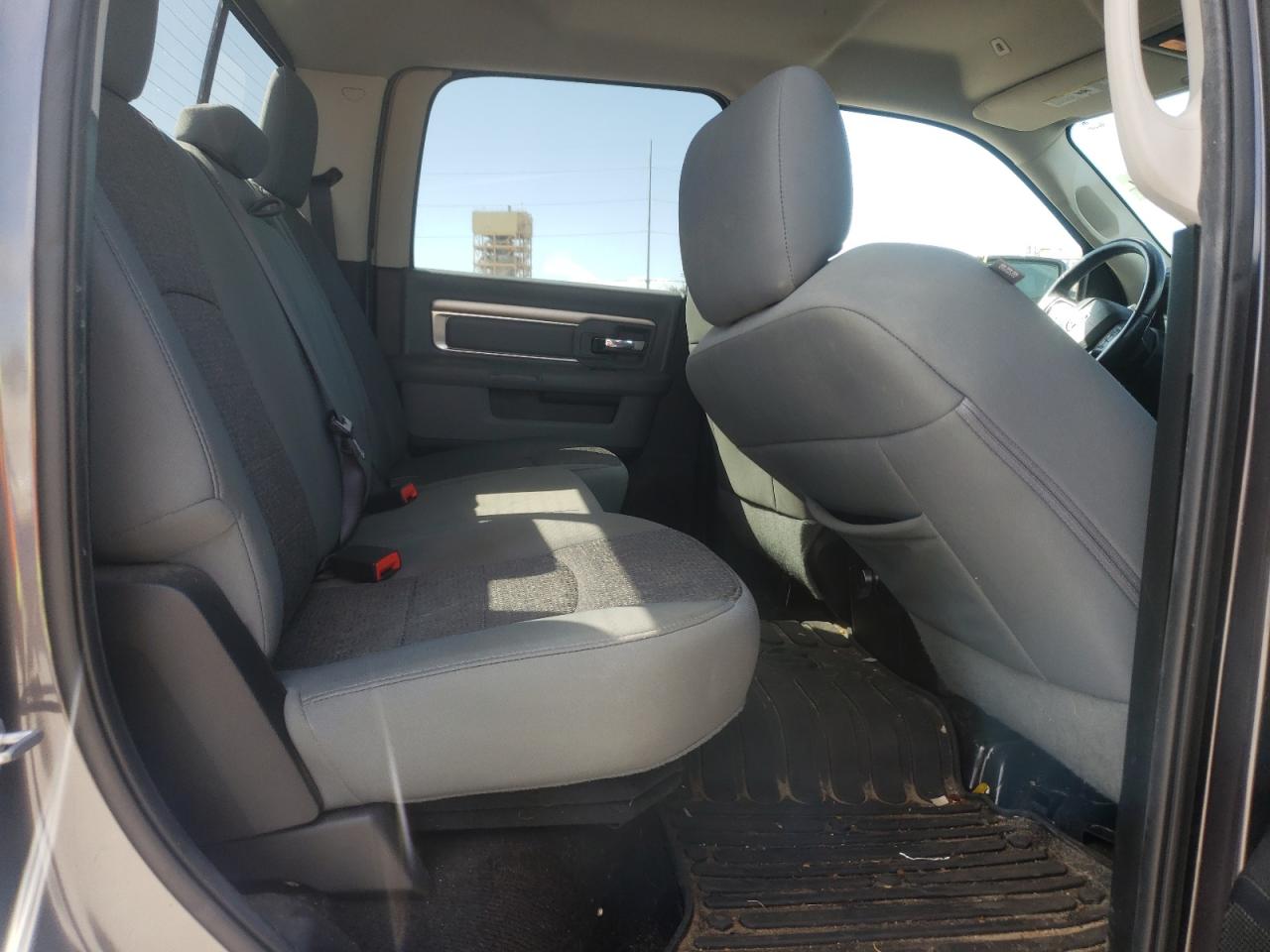 Photo 6 from auction – 2017 RAM 1500 SLT with VIN 1C6RR6LT0HS820141