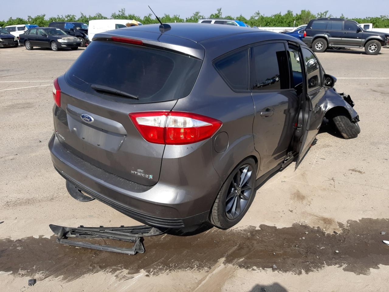 Photo 4 from auction – 2013 FORD C-MAX SE with VIN 1FADP5AU5DL518594