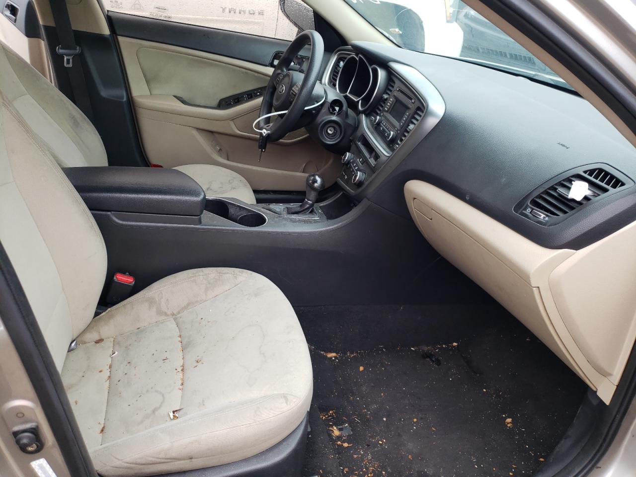 Photo 5 from auction – 2015 KIA OPTIMA LX with VIN KNAGM4A72F5546202