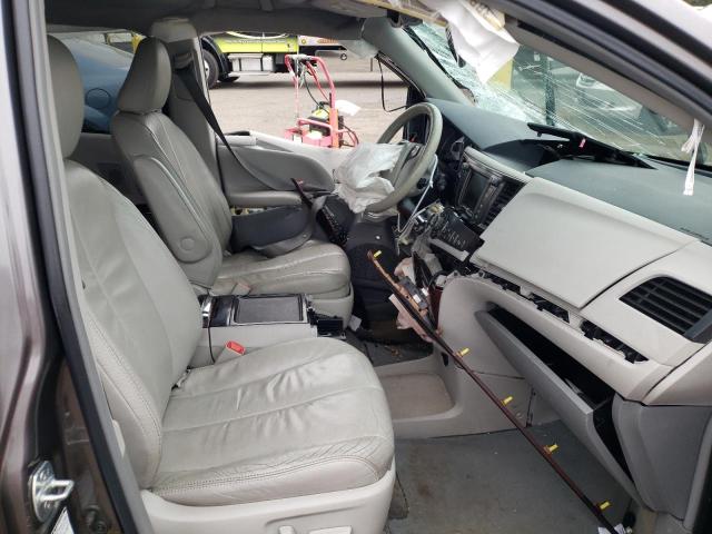 Photo 5 from auction – 2012 TOYOTA SIENNA XLE with VIN 5TDDK3DC5CS031313